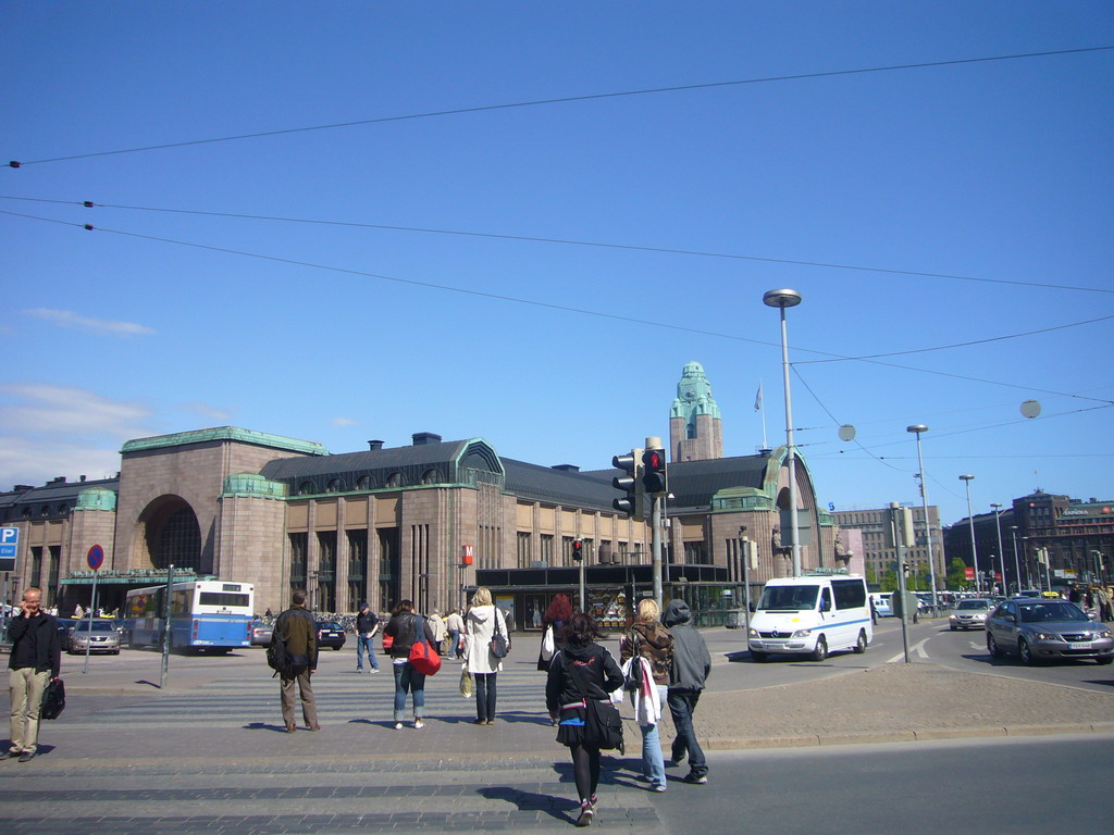 Front of the Helsinki Central Railway Station at the Kaivokatu street
