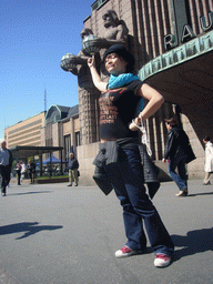 Miaomiao in front of the Helsinki Central Railway Station at the Kaivokatu street