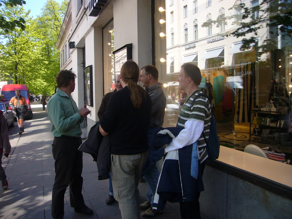 Miaomiao`s colleagues at the Pohjoisesplanadi street