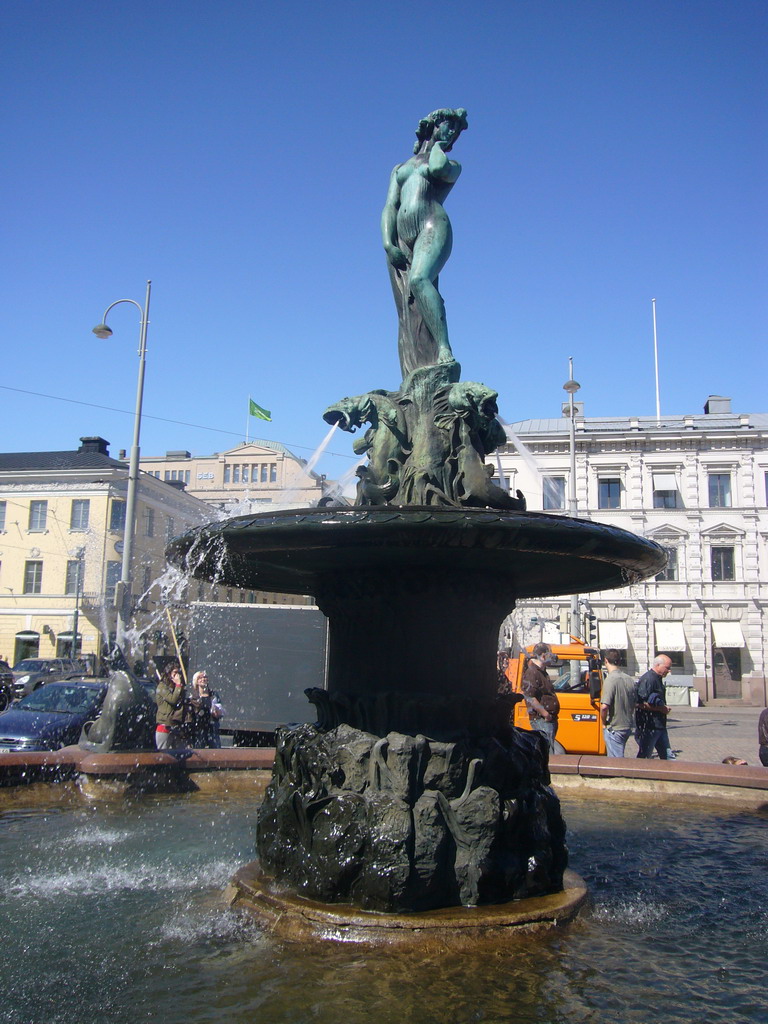 The Havis Amanda statue at Market Square