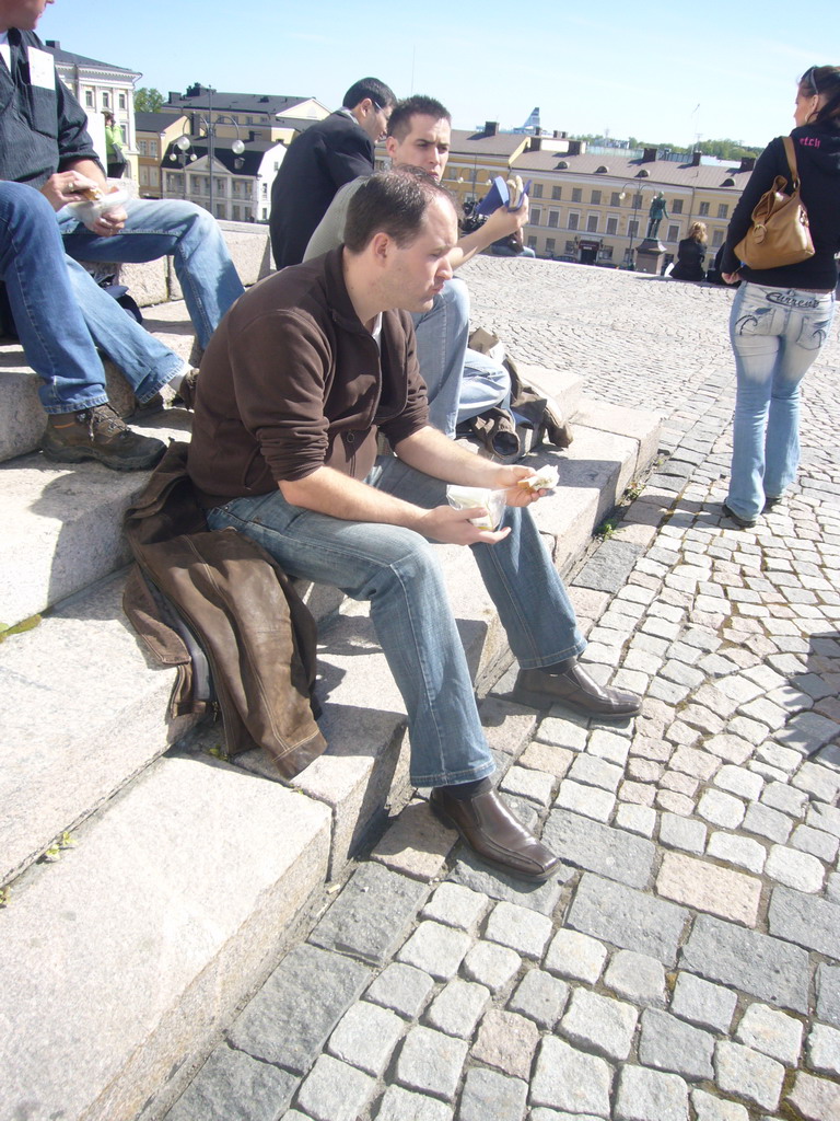 Miaomiao`s colleagues in front of the Helsinki Cathedral at Senate Square