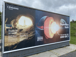 Information on the Expedition Earth attraction at the GeoFort