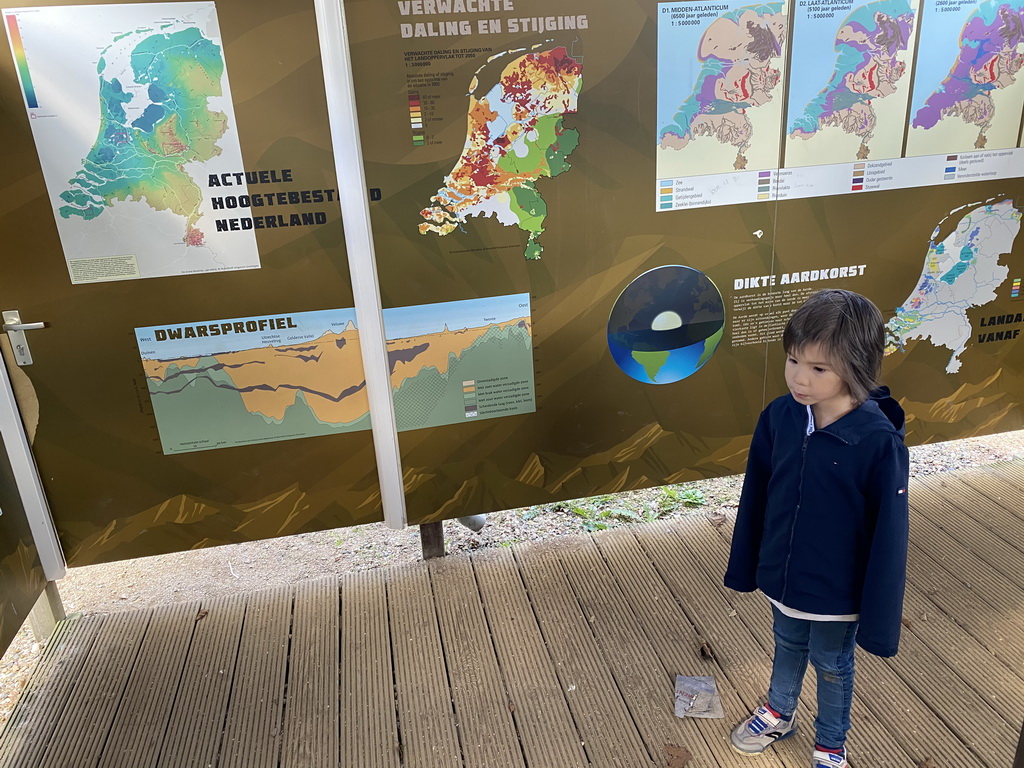 Max at the Earth section of the Elements Maze at the GeoFort