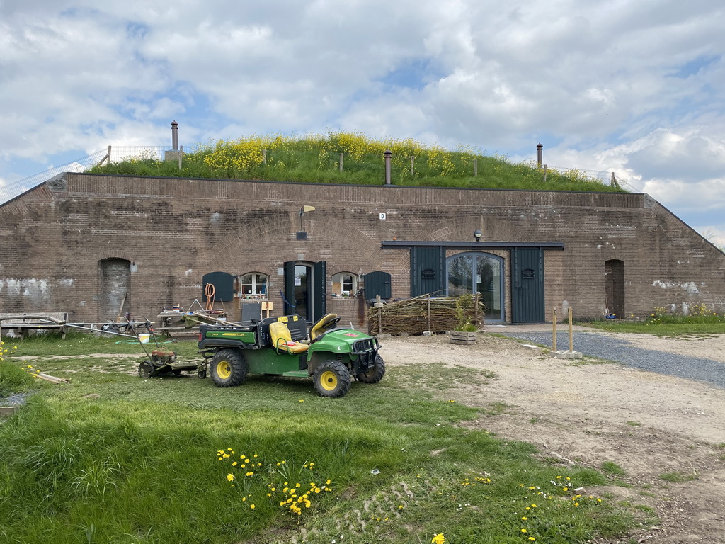 Building at the north side of the GeoFort