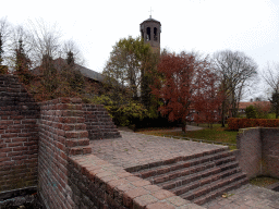 The Sint Catharinakerk church, viewed from the first floor of the northwest part of the ruins of the Kasteel Heusden castle