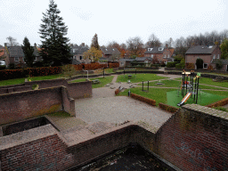 Torentje Bussekruit playground at the ruins of the Kasteel Heusden castle, viewed from the second floor of the northwest part