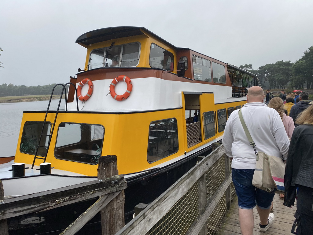 Safari boat leaving from the Kongoplein square at the Safaripark Beekse Bergen