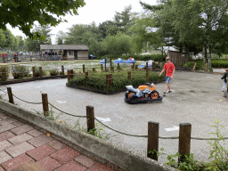 The Minicars and Botsbootjes attractions at Speelland Beekse Bergen