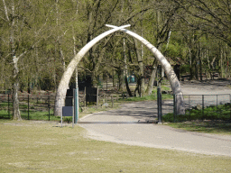 Gate at the start of the Autosafari at the Safaripark Beekse Bergen