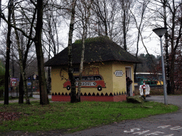 Entrance building to the Autosafari of the Safaripark Beekse Bergen, viewed from the car