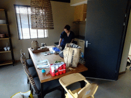 Miaomiao in the kitchen of our holiday home at the Safari Resort at the Safaripark Beekse Bergen