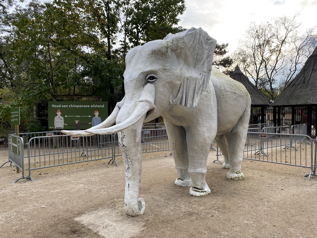 Elephant statue at the entrance to the Safaripark Beekse Bergen