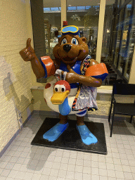 Statue of the mascot Bollo in front of the swimming pool at the Landal Miggelenberg holiday park