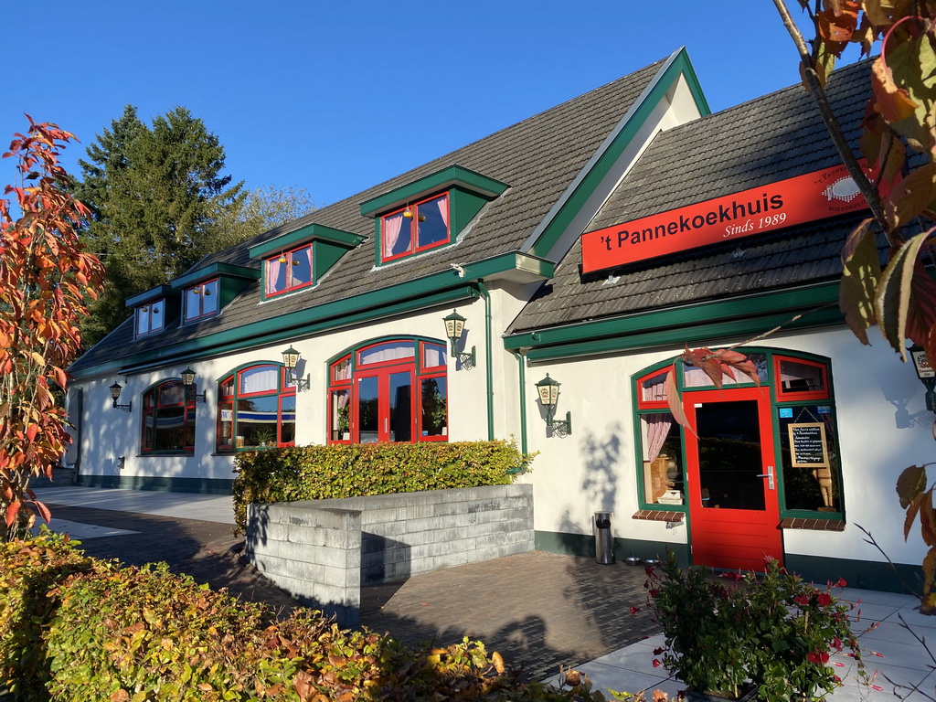 Front of the `t Pannekoekhuis restaurant at the Krimweg road, viewed from Tim`s rental bike