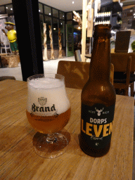 Hert Dorps Leven Blond beer at the Brasserie Miggelenberg restaurant at the Landal Miggelenberg holiday park