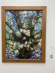 Painting `Old apple tree blossoming` by Charley Toorop at Expo 4 at the Kröller-Müller Museum, with explanation
