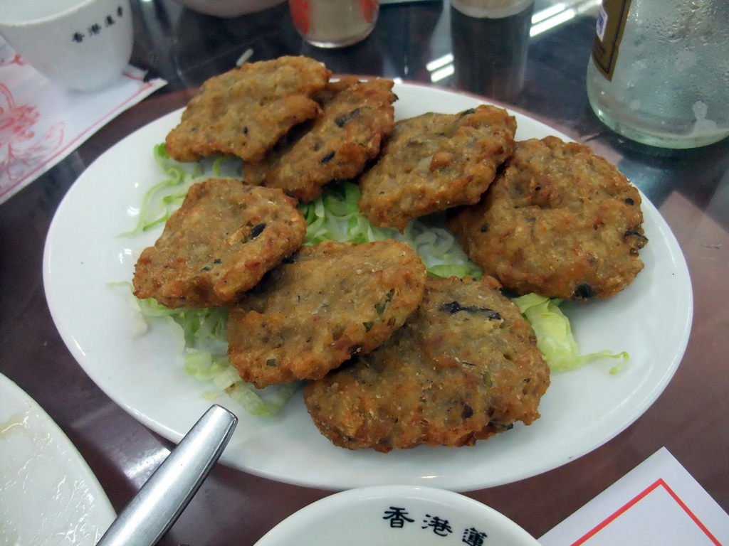 Dinner at the Lin Heung Tea House at Wellington Street