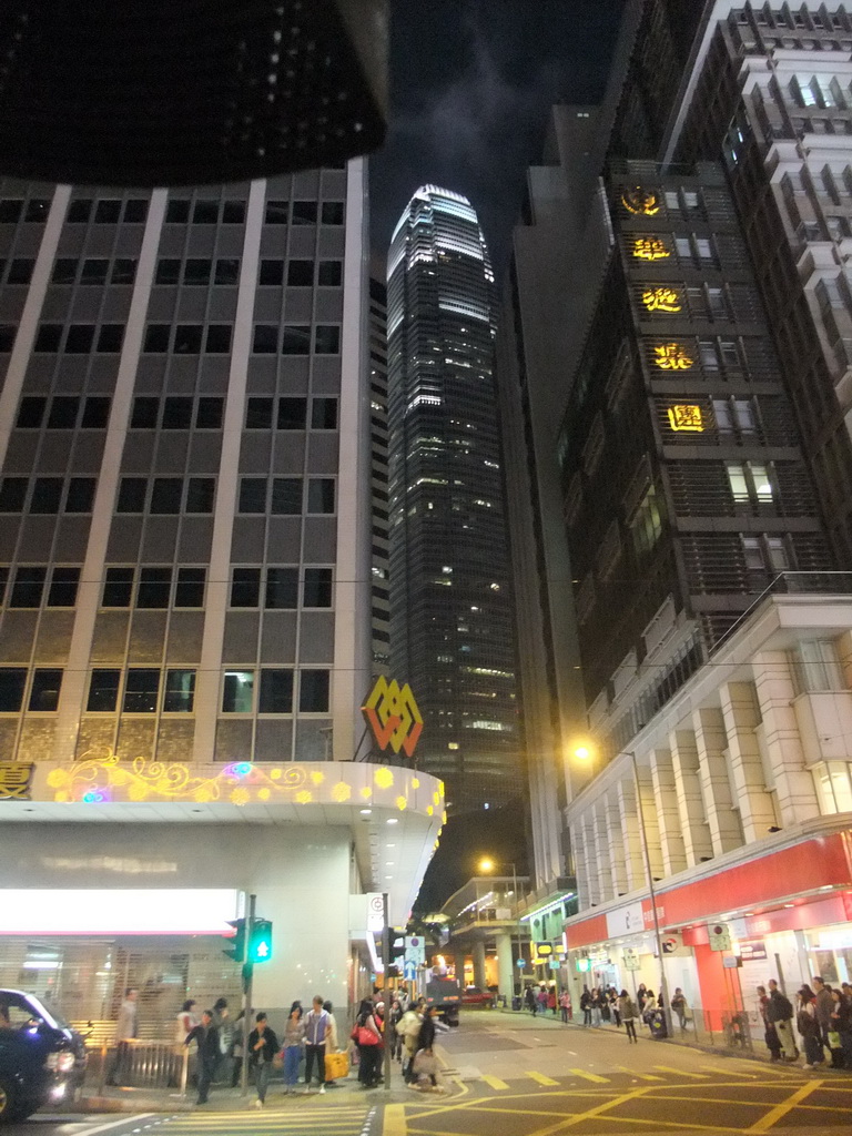 Two International Finance Centre building, viewed from the crossing of the Des Voeux Road and Pottinger Street, by night