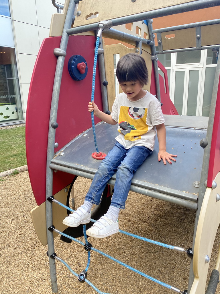 Max at the playground next to the Le Buffet restaurant at the Vayamundo Houffalize hotel