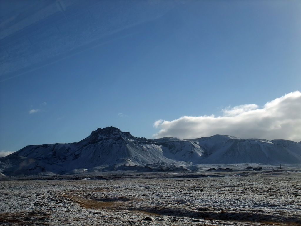 Mountains west of Hveragerthi, viewed from the rental car on the Suðurlandsvegur road