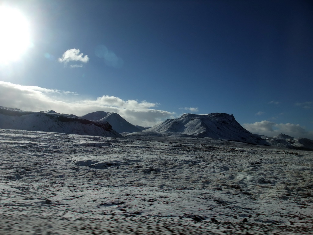 Mountains west of Hveragerthi, viewed from the rental car on the Suðurlandsvegur road