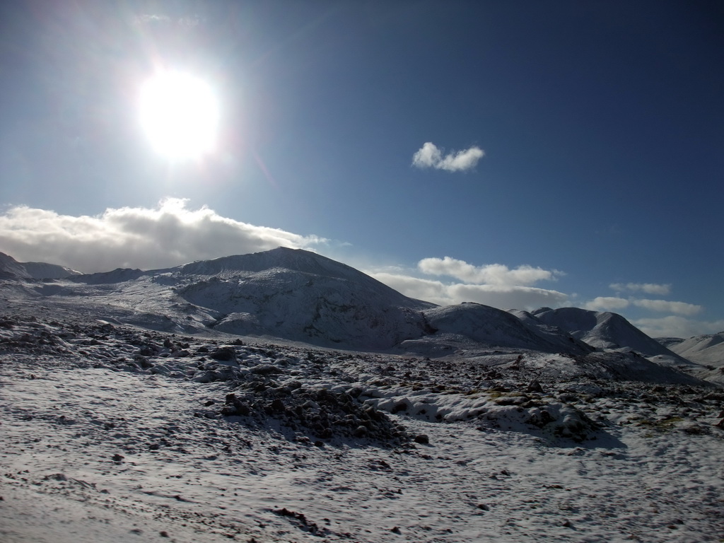 Mountains west of Hveragerthi, viewed from the rental car on the Suðurlandsvegur road