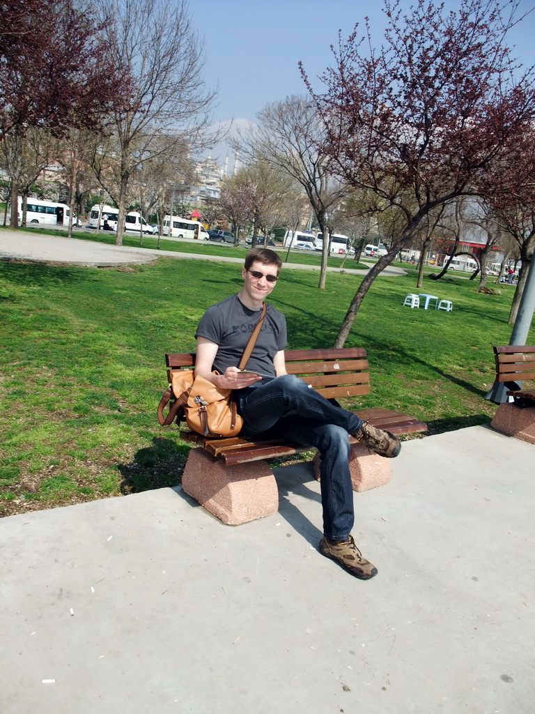 Tim on a bench at Kennedy Caddesi street, at the seaside of the Eminonu district