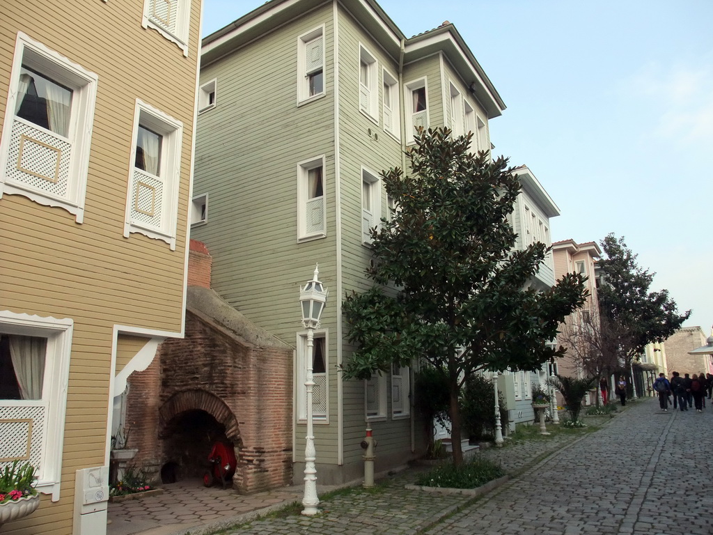 Houses in Sogukcesme Sokagi street