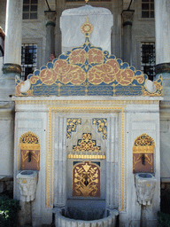 Fountain at the entrance to the Library of Ahmed III in Topkapi Palace