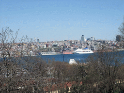 The Beyoglu district with the Istanbul Modern Art Museum and the Nusretiye Mosque, viewed from the Upper Terrace of Topkapi Palace