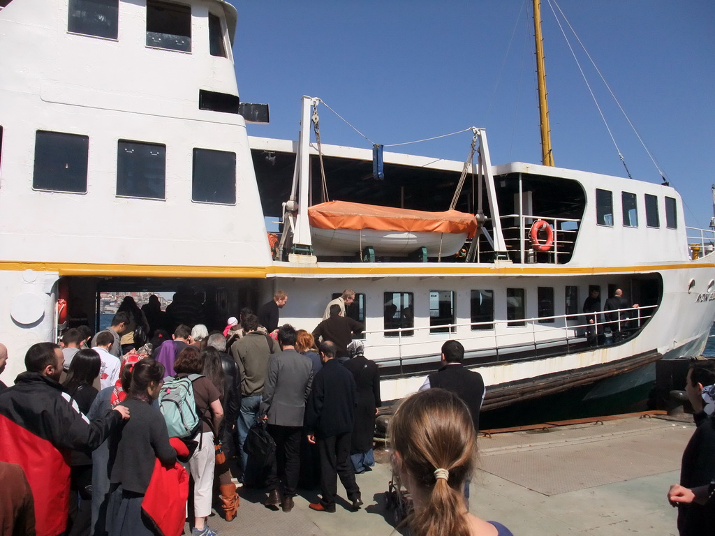 Nardy getting on the Bosphorus ferry, at the Eminonu ferry stop