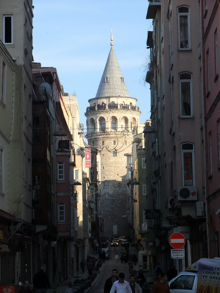 The Buyuk Hendek Caddesi street and the Galata Tower