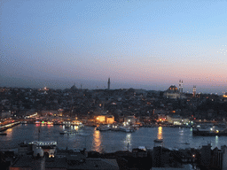View on the Galata Bridge, the Golden Horn, the Bayezid II Mosque, the Beyazit Tower and the Süleymaniye Mosque, from the top of the Galata Tower, by night