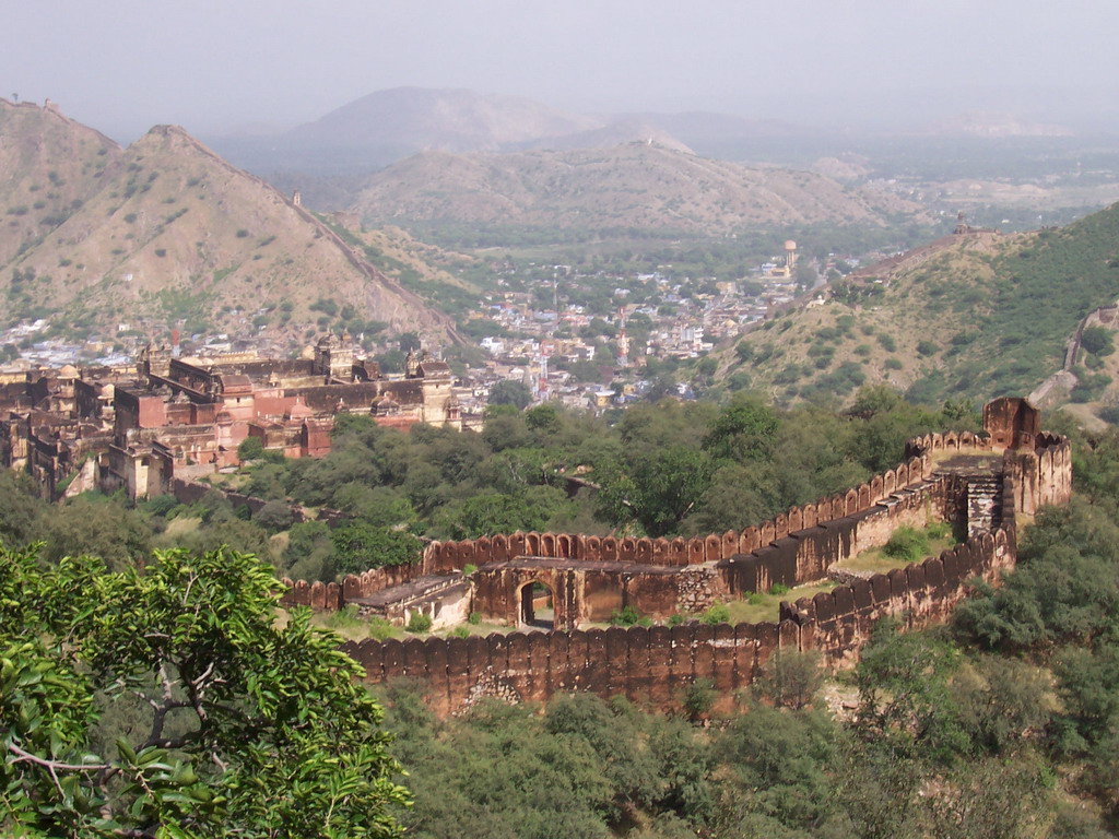 Amber Fort and hills and houses at the west side of Amber, viewed from the road from Amber Fort to Jaigarh Fort