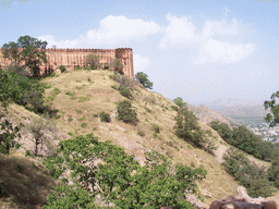 Corner of the wall of Jaigarh Fort, viewed from the road from Jaigarh Fort to Amber Fort