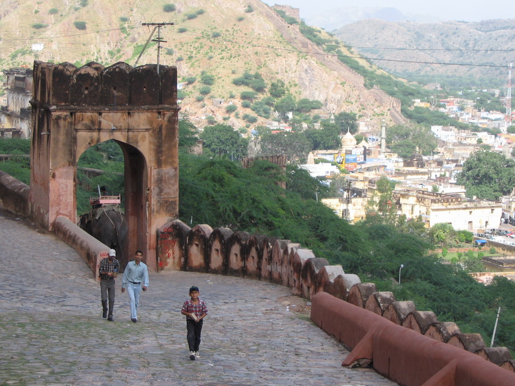 Gate and elephant at the road from Jaigarh Fort to Amber Fort