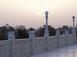 Terrace at the Birla Mandir temple with a view on the city