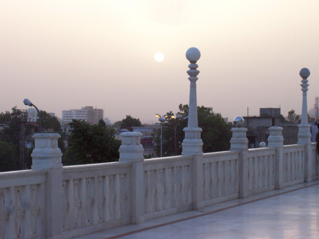 Terrace at the Birla Mandir temple with a view on the city