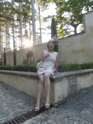 Miaomiao at the garden at the back side of the Château de Beauregard castle