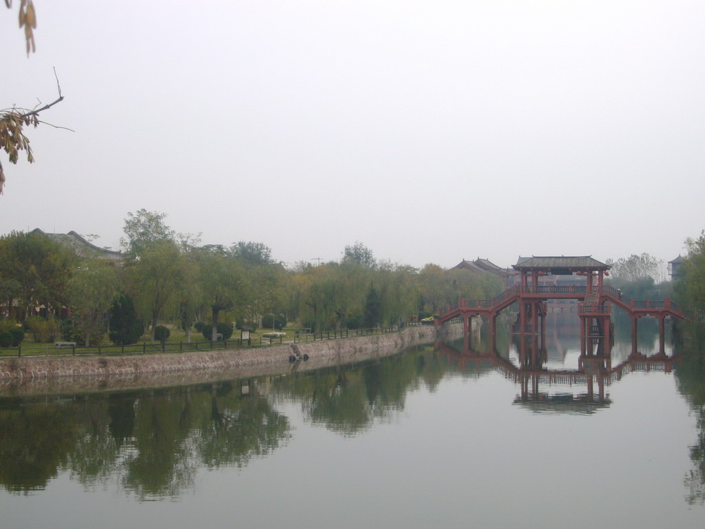 River and bridge at Qingming Shanghe Park