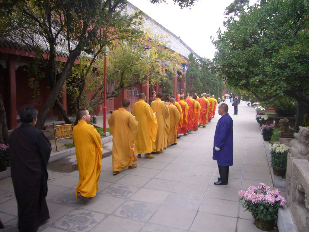 Buddhist monks at Youguo Temple