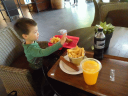 Max having lunch at the Gaia`s Kitchen restaurant at the GaiaZOO