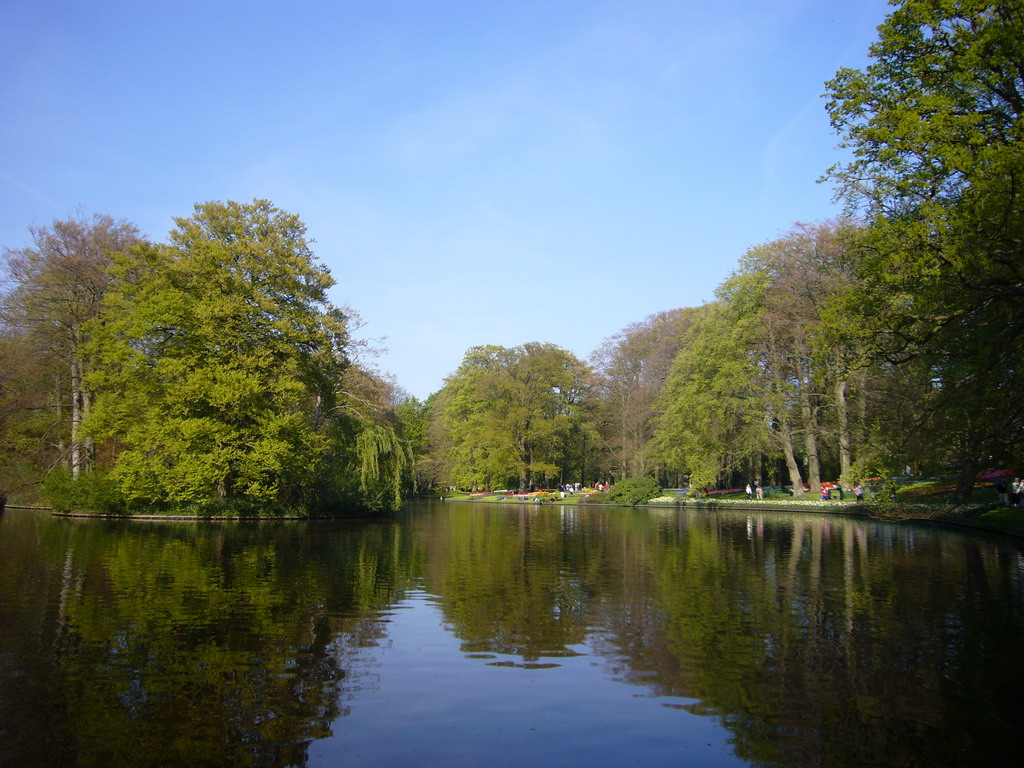 The central lake of the Keukenhof park