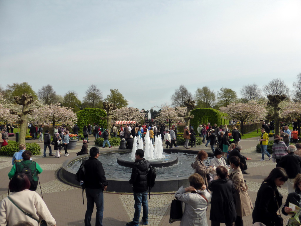 Fountain on a square near the Oranje Nassau pavilion at the Keukenhof park