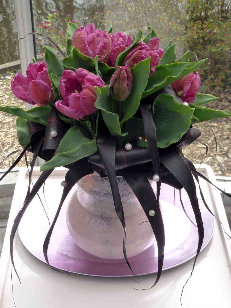 `Cathay` tulips in a vase in the Willem-Alexander pavilion at the Keukenhof park