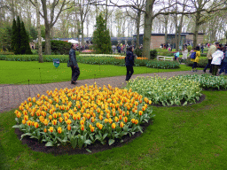 Yellow-red flowers in front of the Juliana pavilion at the Keukenhof park