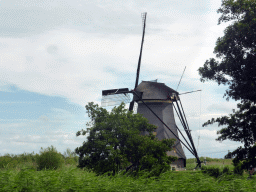 The Overwaard windmill No. 1, viewed from the bridge leading to the Museum Windmill Nederwaard