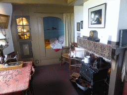 Living room and closet-bed on the ground floor of the Museum Windmill Nederwaard