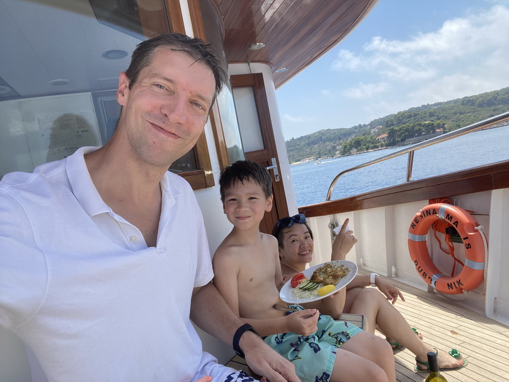 Tim, Miaomiao and Max having lunch at the Elaphiti Islands tour boat