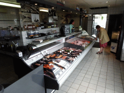 kortgene_2_077 - 316 kb - 1024x768 - Miaomiao at the John`s Zeevishandel store at Colijnsplaat Miaomiao at the John`s Zeevishandel store at Colijnsplaat